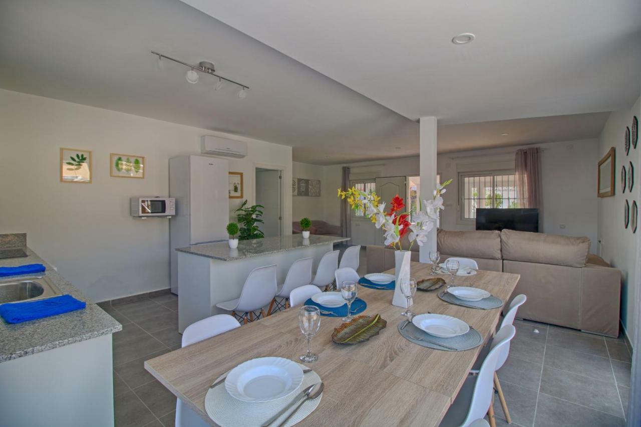 Holiday Villa Tatiana 卡尔佩 外观 照片